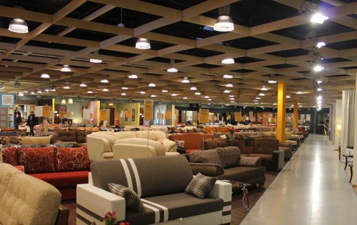 Мебель в магазине